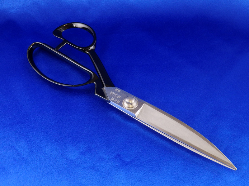 Super-Smooth Japanese Scissors